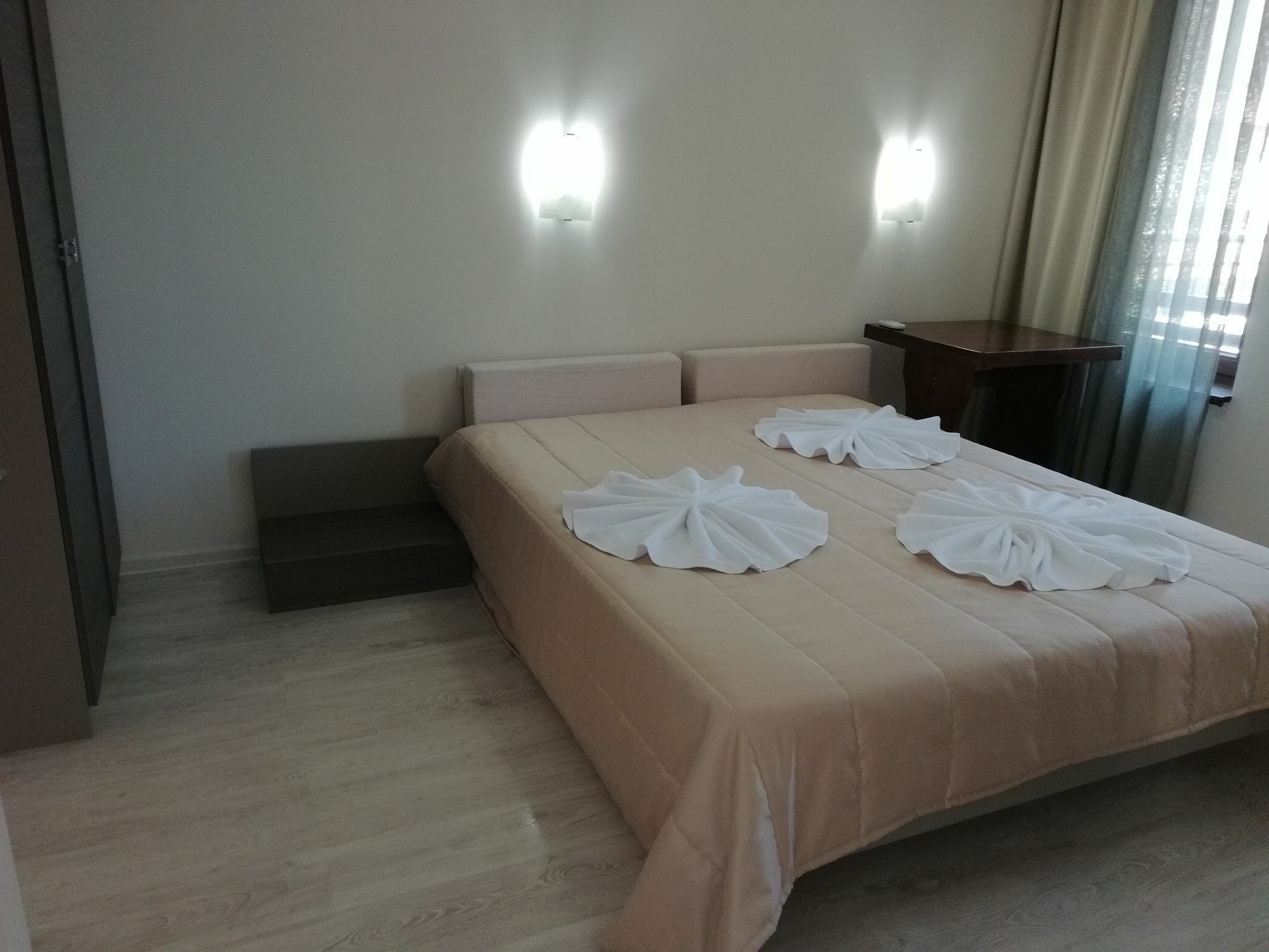 Stardreams Apartments Sveti Vlas Esterno foto